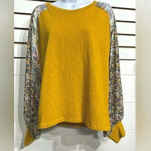 Umgee (EUC) Boho Mustard Floral Sleeves Top Size L